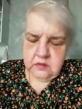 HapinessLovee online show from April 18, 12:53 pm