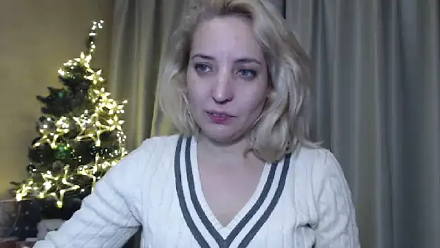 Snapshot of sweetpussy chatting on January 3, 6:57 pm sweetpussy online show from January 3, 6:57 pm