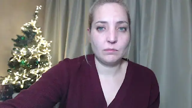 Snapshot of sweetpussy chatting on January 4, 4:32 pm sweetpussy online show from January 4, 4:32 pm