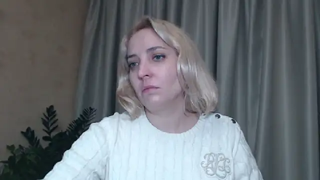 Snapshot of sweetpussy chatting on January 9, 9:16 pm sweetpussy online show from January 9, 9:16 pm