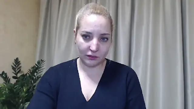 Snapshot of sweetpussy chatting on January 22, 2:56 pm sweetpussy online show from January 22, 2:56 pm