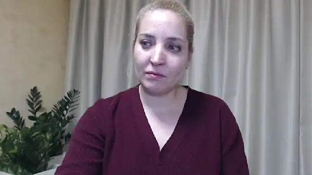 Snapshot of sweetpussy chatting on January 30, 6:00 pm sweetpussy online show from January 30, 6:00 pm