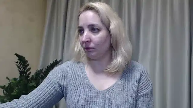 Snapshot of sweetpussy chatting on February 28, 8:07 pm sweetpussy online show from February 28, 8:07 pm