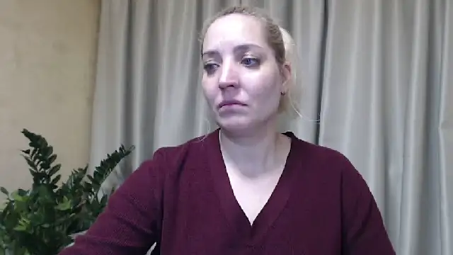 Snapshot of sweetpussy chatting on March 4, 7:32 pm sweetpussy online show from March 4, 7:32 pm