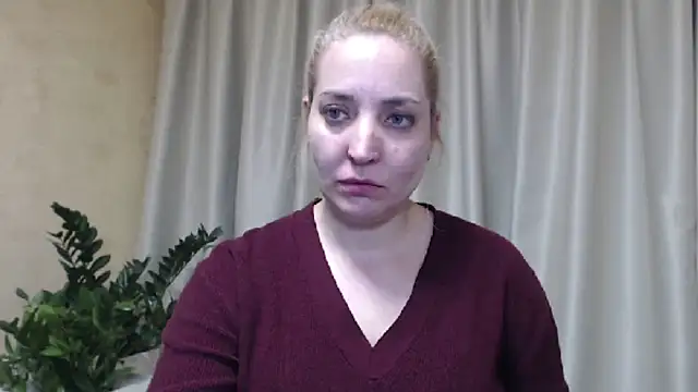 Snapshot of sweetpussy chatting on March 14, 6:39 pm sweetpussy online show from March 14, 6:39 pm