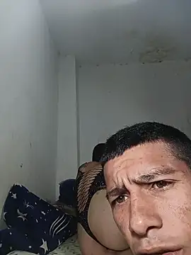 valenpaisita2123 online show from February 20, 10:43 pm