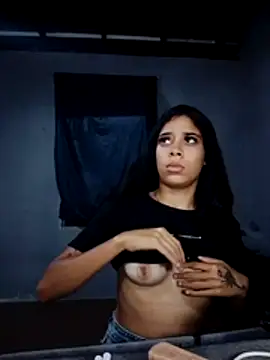 Vaness hot online show from March 18, 2:37 am