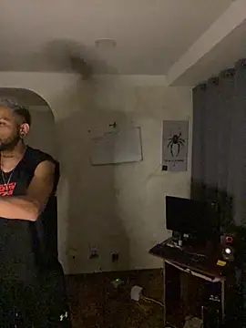 Snapshot of Dakota_Goldd chatting on December 17, 7:25 am Dakota Goldd online show from December 17, 7:25 am