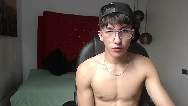 jeremy job online show from December 16, 12:21 pm