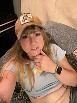 alluringpixie online show from March 22, 2:04 am