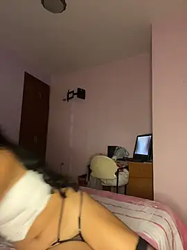  Laurentt  online show from February 14, 2:52 am