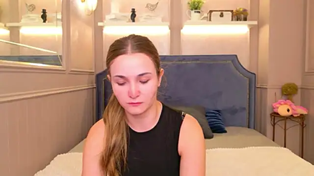 Lina Sinerz online show from June 24, 4:06 pm