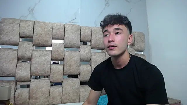 KathyAiden online show from April 21, 4:23 pm