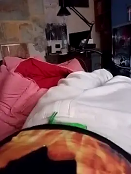 Snapshot of barbone15 chatting on March 2, 6:47 am barbone15 online show from March 2, 6:47 am