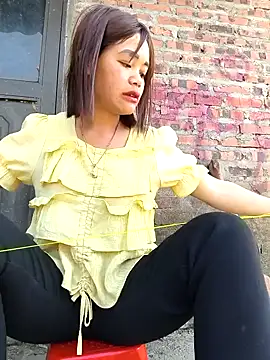 mon-monk online show from April 13, 8:09 am