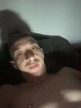 Leo-frm online show from December 18, 9:15 am