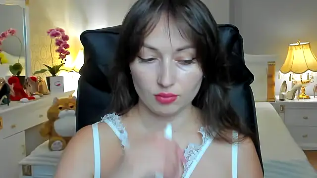 Snapshot of RosiAlina chatting on July 2, 8:20 am RosiAlina online show from July 2, 8:20 am