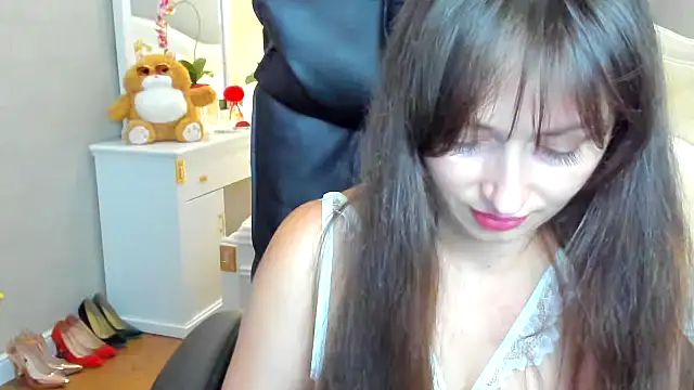 Snapshot of RosiAlina chatting on July 10, 7:23 am RosiAlina online show from July 10, 7:23 am