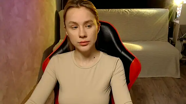 MiaBun1 online show from April 9, 3:17 am