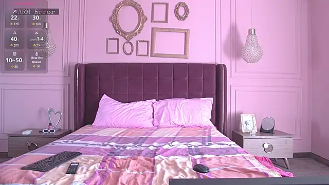 KendallVelvet online show from March 13, 12:23 pm