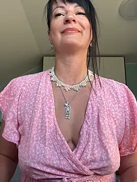 CherryCherry03 online show from April 21, 7:36 am