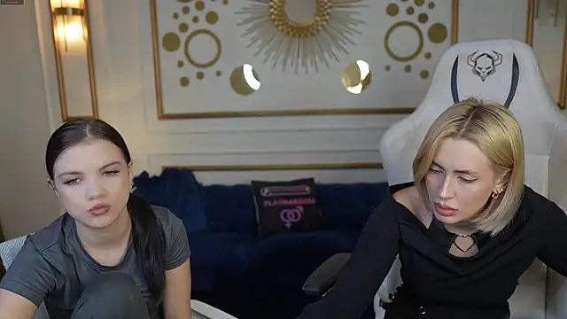 Snapshot of Hanna_nana chatting on December 14, 11:26 am Hanna nana online show from December 14, 11:26 am