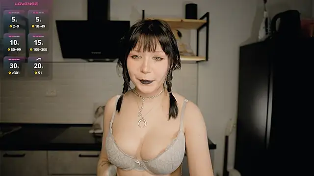 Nickari online show from February 6, 1:14 pm