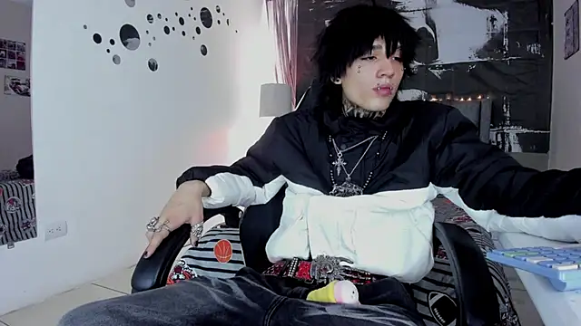 koryu skull online show from February 2, 8:07 pm