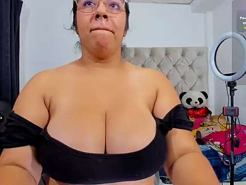 lulu parker online show from March 27, 3:23 pm