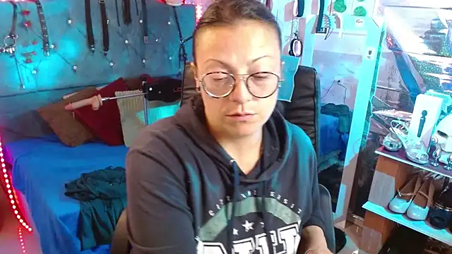 Susana Rojas online show from March 13, 11:55 pm