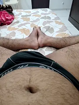 Snapshot of johny044 chatting on March 1, 8:11 pm johny044 online show from March 1, 8:11 pm