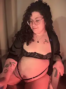 VanesssaMilf  online show from December 23, 1:14 am