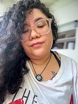 VanesssaMilf  online show from March 15, 3:29 pm