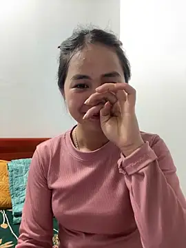 Him MountainGirl online show from April 21, 10:43 am