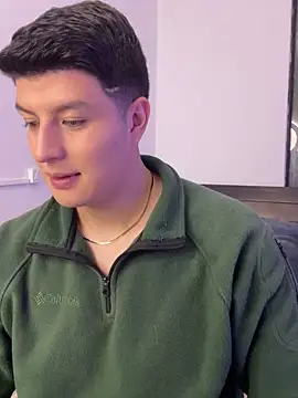 Snapshot of Goldenknight33 chatting on February 19, 2:57 pm Goldenknight33 online show from February 19, 2:57 pm