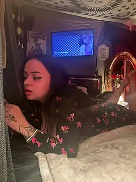 ellrxse online show from February 22, 9:19 am