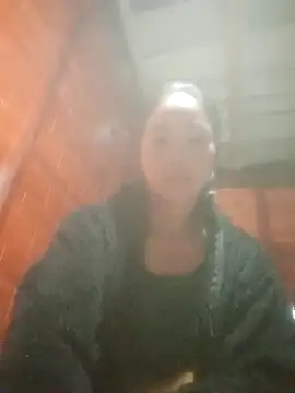 Amiluli online show from December 13, 9:20 pm