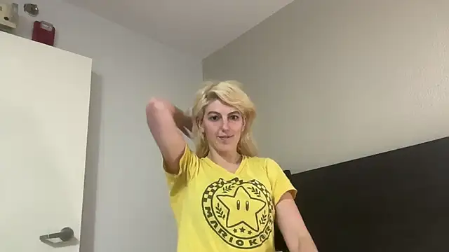 Snapshot of CelestialRuby chatting on January 9, 11:45 pm CelestialRuby online show from January 9, 11:45 pm