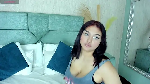 NaomySakura online show from January 14, 8:03 pm