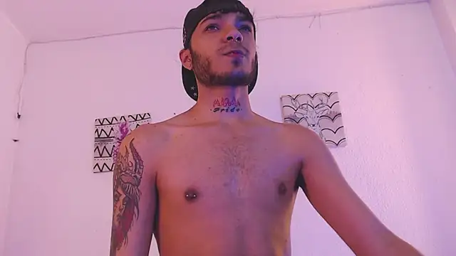 kingdani hot online show from March 11, 1:33 am