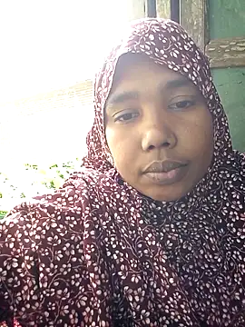 porimoi 505 online show from March 3, 9:15 am