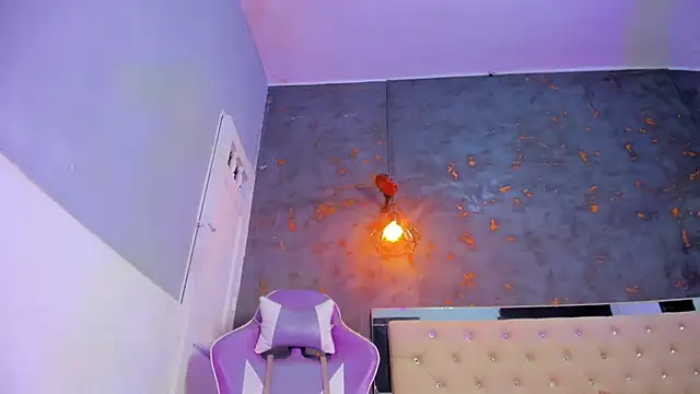 Aliice james online show from March 6, 8:49 pm