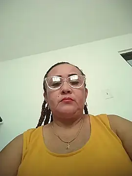 Nini Love  online show from January 15, 2:54 pm