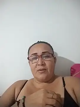 Nini Love  online show from April 22, 5:32 am