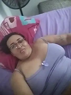 Nini Love  online show from April 22, 8:54 pm