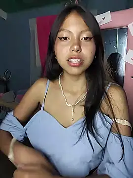 Snapshot of Princess_elia chatting on May 14, 10:27 pm Princess elia online show from May 14, 10:27 pm