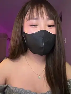 Miumeo20 online show from July 11, 4:10 pm