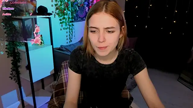 Bella xBaby online show from April 28, 1:27 pm