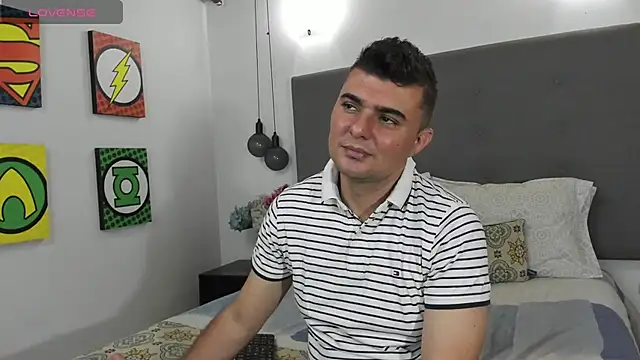Snapshot of AndrethMuller chatting on April 26, 3:42 pm AndrethMuller online show from April 26, 3:42 pm