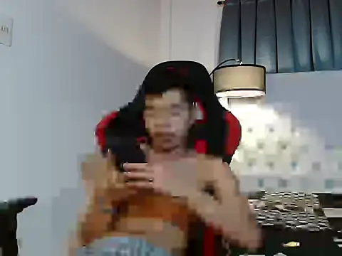 Snapshot of mike_cummer chatting on December 14, 10:09 am mike cummer online show from December 14, 10:09 am